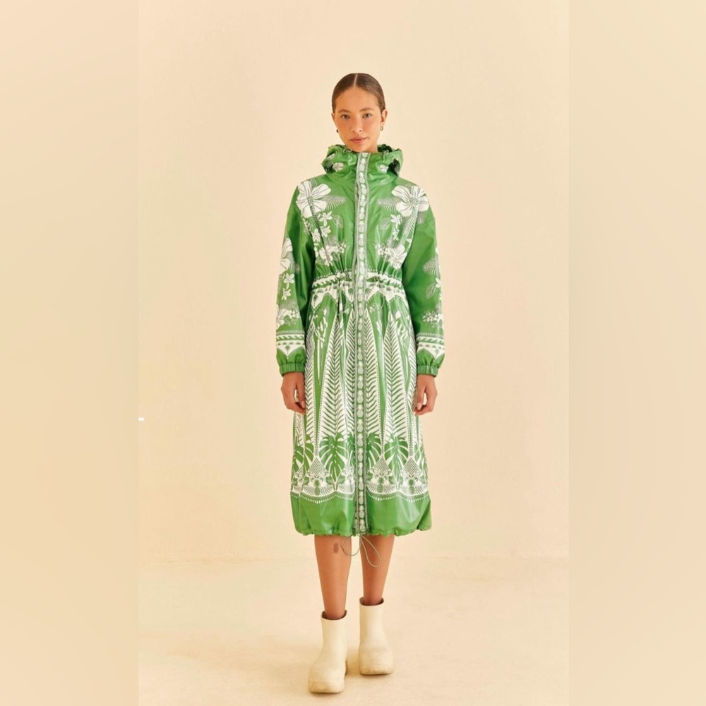 Farm Rio Macaw Elegance Green Raincoat